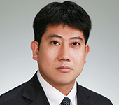 金融研究部　准主任研究員・総合政策研究部兼任 吉田　資